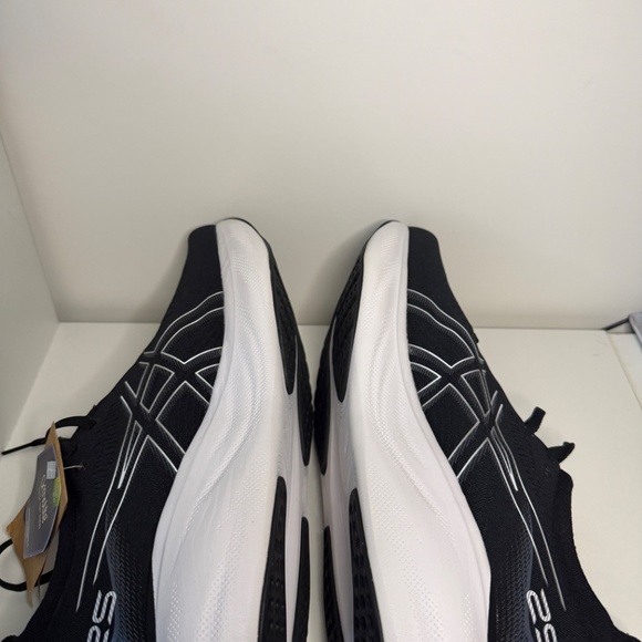 ASICS Gel Nimbus 25 Black White Men’s Size 12W Running Shoes NEW with Tags - Picture 5 of 9